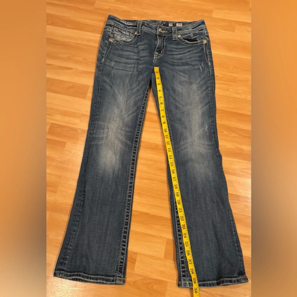 Miss Me‎ Distressed Denim Jeans